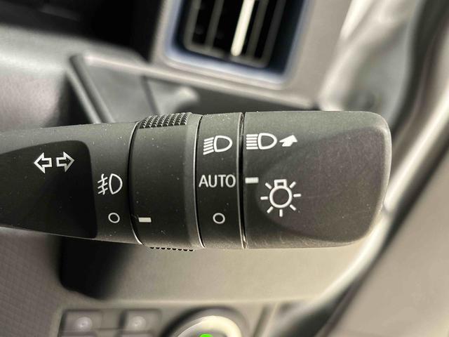 タントカスタムＸ　両側電動スライドドア　オートライト　キーフリーパノラマモニター対応純正ナビ装着用アップグレードパック　運転席・助手席シートヒーター　運転席シートリフター　チルトステアリング　電動パーキングブレーキブレーキ　オートブレーキホールド機能（広島県）の中古車