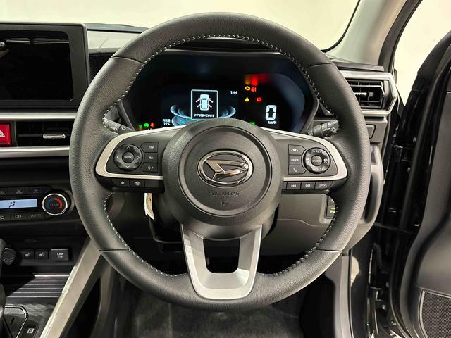 ロッキープレミアムＧ　ＨＥＶ　バックカメラ　前席シートヒーター付ＬＥＤヘッドライト　ＬＥＤフォグランプ　１７インチアルミホイール　メッキドアアウターハンドル　本革巻きステアリングホイール　アダプティブルクルーズコントロール　ＳＲＳサイドエアバッグ（広島県）の中古車