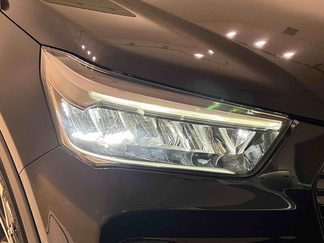 ロッキープレミアムＧ　ＨＥＶ　バックカメラ　前席シートヒーター付ＬＥＤヘッドライト　ＬＥＤフォグランプ　１７インチアルミホイール　メッキドアアウターハンドル　本革巻きステアリングホイール　アダプティブルクルーズコントロール　ＳＲＳサイドエアバッグ（広島県）の中古車
