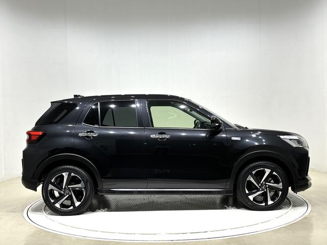 ロッキープレミアムＧ　ＨＥＶ　パノラマモニター対応カメラＬＥＤヘッドランプ・フォグランプ　全車速追従機能付アダプティブクルーズコントロール　レーンキープコントロール　アルミホイール　シートヒーター（広島県）の中古車
