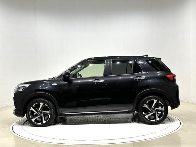 ロッキープレミアムＧ　ＨＥＶ　パノラマモニター対応カメラＬＥＤヘッドランプ・フォグランプ　全車速追従機能付アダプティブクルーズコントロール　レーンキープコントロール　アルミホイール　シートヒーター（広島県）の中古車