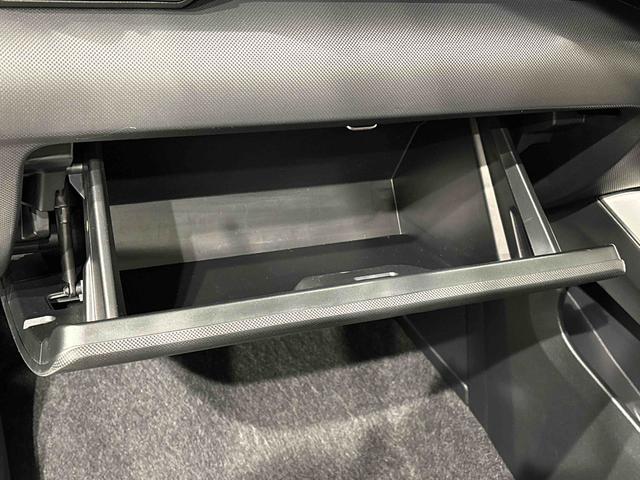 ロッキープレミアムＧ　ＨＥＶ　パノラマモニター対応カメラＬＥＤヘッドランプ・フォグランプ　全車速追従機能付アダプティブクルーズコントロール　レーンキープコントロール　アルミホイール　シートヒーター（広島県）の中古車
