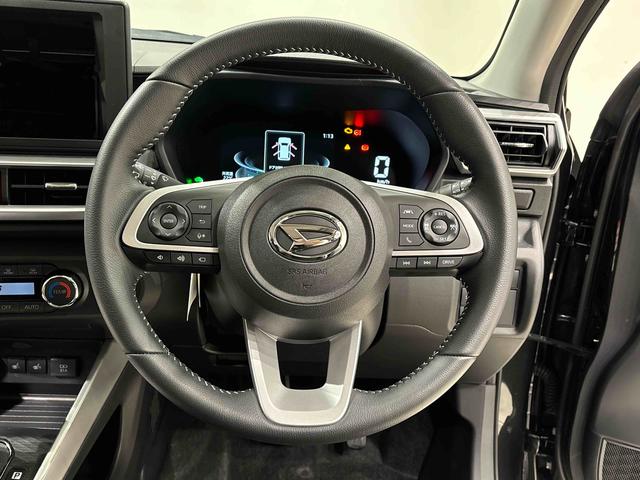 ロッキープレミアムＧ　ＨＥＶ　パノラマモニター付き！ＬＥＤヘッドランプ・フォグランプ　全車速追従機能付アダプティブクルーズコントロール　レーンキープコントロール　ブラインドスポットモニター　１７インチアルミホイール　シートヒーター（広島県）の中古車