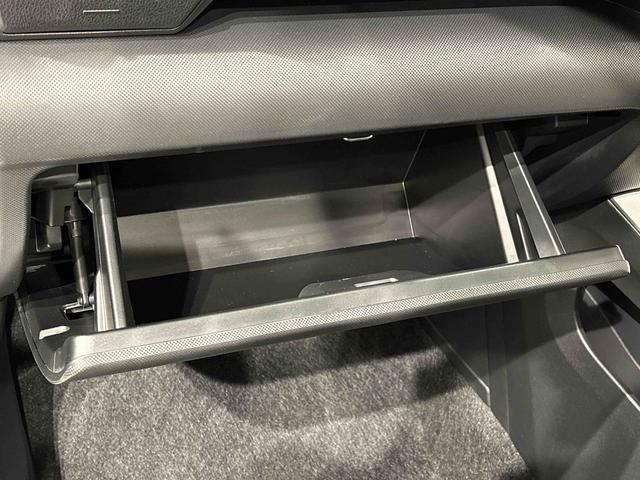 ロッキープレミアムＧ　ＨＥＶ　パノラマモニター付き！ＬＥＤヘッドランプ・フォグランプ　全車速追従機能付アダプティブクルーズコントロール　レーンキープコントロール　ブラインドスポットモニター　１７インチアルミホイール　シートヒーター（広島県）の中古車
