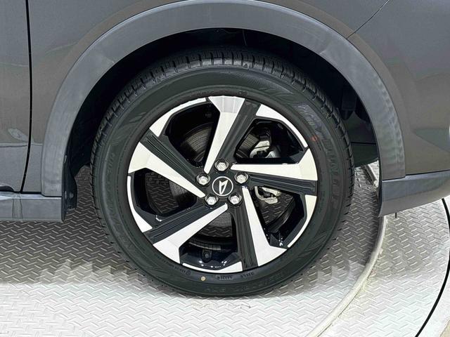 ロッキープレミアムＧ　ＨＥＶ　パノラマモニター付き！ＬＥＤヘッドランプ・フォグランプ　全車速追従機能付アダプティブクルーズコントロール　レーンキープコントロール　ブラインドスポットモニター　１７インチアルミホイール　シートヒーター（広島県）の中古車