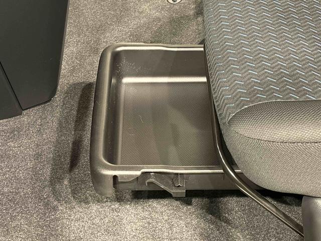 トールカスタムＧ　両側電動スライドドア　Ｂカメラ　エアロ付オートブレーキホールド機能付き電動パーキングブレーキ　１４インチアルミホイール　ＬＥＤヘッドライト　ＬＥＤフォグランプ　オートライト　オートハイビーム　オーディオ操作用ステアリングスイッチ（広島県）の中古車