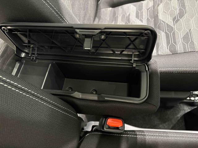 タフトＧターボ　ダーククロムベンチャー純正ナビ装着用アップグレードパック　運転席・助手席シートヒーター　本革巻ステアリングホイール　本革巻シフトレバー　リバース連動リヤワイパー　運転席シートリフター　チルトステアリング　キーフリー（広島県）の中古車