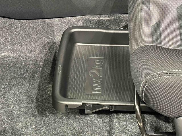 タフトＧターボ　ダーククロムベンチャー純正ナビ装着用アップグレードパック　運転席・助手席シートヒーター　本革巻ステアリングホイール　本革巻シフトレバー　リバース連動リヤワイパー　運転席シートリフター　チルトステアリング　キーフリー（広島県）の中古車