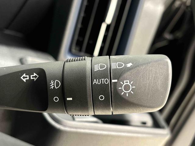 タントカスタムＲＳ　ステアリングスイッチ　バックカメラＬＥＤオートライト　パワースライドドアウェルカムオープン機能　電動パーキングブレーキ　運転席助手席シートヒーター　アルミホイール　キーフリーシステム　　オート電動格納式ドアミラー　オートハイビーム（広島県）の中古車