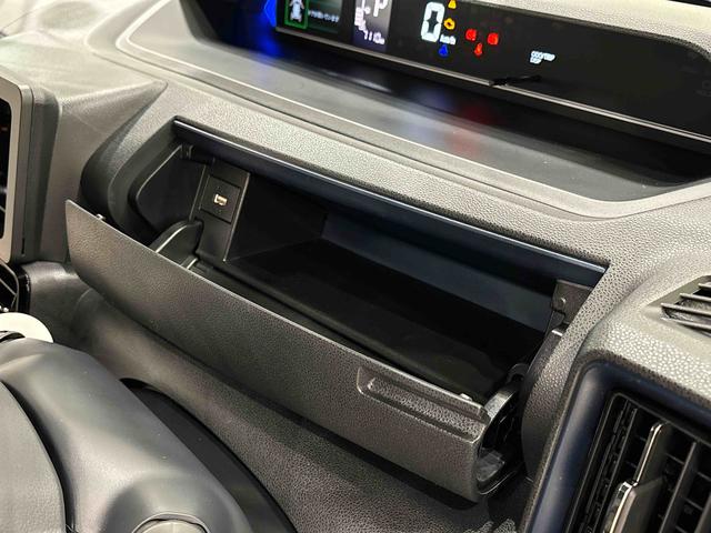 タントカスタムＲＳ　ステアリングスイッチ　バックカメラＬＥＤオートライト　パワースライドドアウェルカムオープン機能　電動パーキングブレーキ　運転席助手席シートヒーター　アルミホイール　キーフリーシステム　　オート電動格納式ドアミラー　オートハイビーム（広島県）の中古車