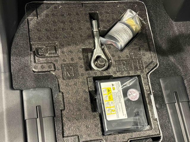 タントカスタムＲＳ　ステアリングスイッチ　バックカメラＬＥＤオートライト　パワースライドドアウェルカムオープン機能　電動パーキングブレーキ　運転席助手席シートヒーター　アルミホイール　キーフリーシステム　　オート電動格納式ドアミラー　オートハイビーム（広島県）の中古車