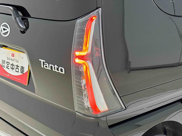 タントカスタムＲＳ　ステアリングスイッチ　バックカメラＬＥＤオートライト　パワースライドドアウェルカムオープン機能　電動パーキングブレーキ　運転席助手席シートヒーター　アルミホイール　キーフリーシステム　　オート電動格納式ドアミラー　オートハイビーム（広島県）の中古車