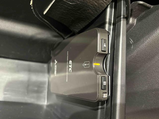 ミラココアココアプラスＸリミテッド　ナビ　バックカメラ　ＥＴＣ車載器ハロゲンヘッドライト　ＬＥＤフォグランプ　電動格納ドアミラー　マニュアルエアコン　キーフリーシステム　ホイールキャップタイヤ　アイドリングストップ（広島県）の中古車
