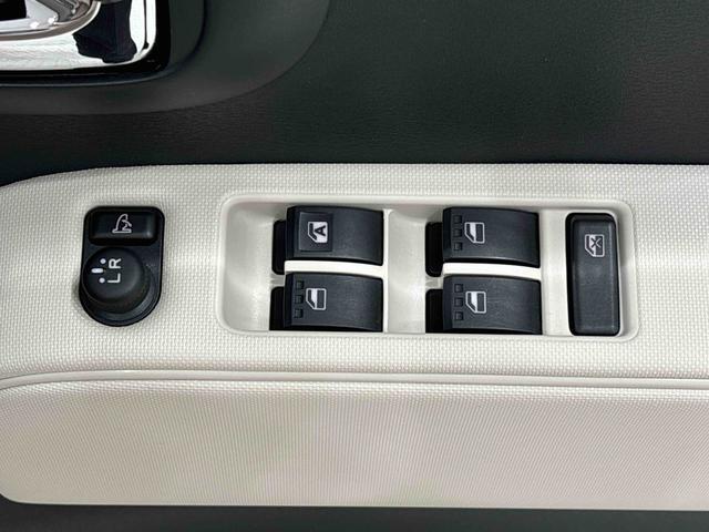 ミラココアココアプラスＸリミテッド　ナビ　バックカメラ　ＥＴＣ車載器ハロゲンヘッドライト　ＬＥＤフォグランプ　電動格納ドアミラー　マニュアルエアコン　キーフリーシステム　ホイールキャップタイヤ　アイドリングストップ（広島県）の中古車