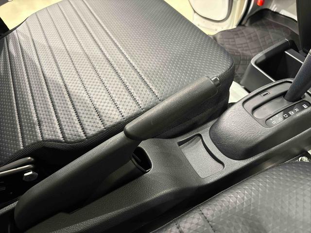 ハイゼットトラックスタンダード　ＡＭＦＭラジオ　スペアタイヤ電動式パワーステアリング　スーパーＵＶカットガラス　マニュアルエアコン　ヘッドランプ自動消灯システム　デュアルＳＲＳエアバッグ　ＡＢＳ　キーシリンダー（運転席・助手席）（広島県）の中古車