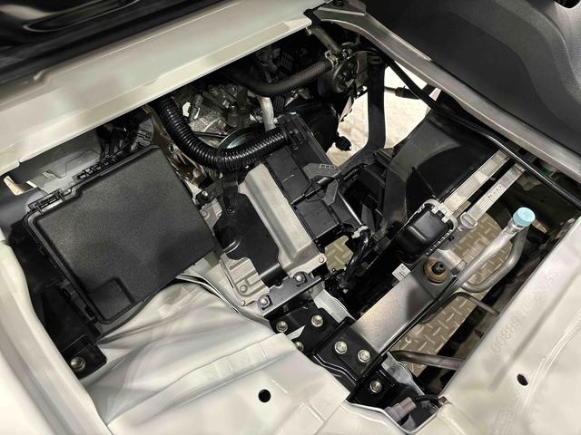 ハイゼットトラックスタンダード　ＡＭＦＭラジオ　スペアタイヤ電動式パワーステアリング　スーパーＵＶカットガラス　マニュアルエアコン　ヘッドランプ自動消灯システム　デュアルＳＲＳエアバッグ　ＡＢＳ　キーシリンダー（運転席・助手席）（広島県）の中古車