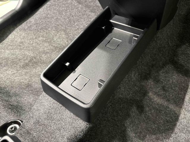 ミライースＸ　リミテッドＳＡIII　バックモニター対応カメラ　キーレスＬＥＤヘッドランプ　セキュリティアラーム　コーナーセンサー　フルホイールキャップ　キーレスエントリー　電動格納式ドアミラー　ショツピングフック　マニュアルエアコン　リヤワイパー（広島県）の中古車