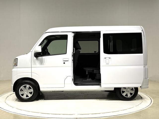 ハイゼットカーゴクルーズ　６．８インチディスプレイオーデイオトップシェイドガラス　コーナーセンサー　オーバーヘッドシェルフ　フロントドアパワーウインドウ　プッシュスタート（広島県）の中古車