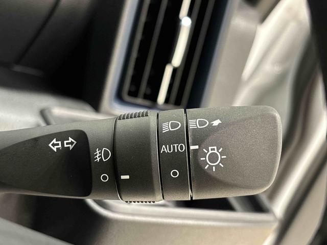 タントカスタムＲＳ　パノラマモニター　両側電動スライドドアＬＥＤオートライト　パワースライドドアウェルカムオープン機能　オート電動格納式ドアミラー　助手席ロングスライド　助手席イージークローザー　アルミホイール　キーフリーシステム（広島県）の中古車