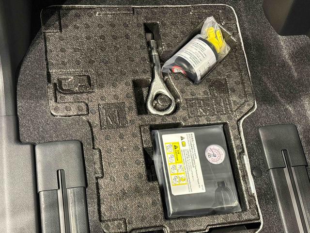 タントカスタムＲＳ　パノラマモニター　両側電動スライドドアＬＥＤオートライト　パワースライドドアウェルカムオープン機能　オート電動格納式ドアミラー　助手席ロングスライド　助手席イージークローザー　アルミホイール　キーフリーシステム（広島県）の中古車