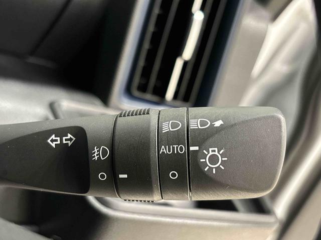タントカスタムＲＳ　電動パーキングブレーキＬＥＤオートライト　パワースライドドアウェルカムオープン機能　電動パーキングブレーキ　運転席助手席シートヒーター　アルミホイール　キーフリーシステム　　オート電動格納式ドアミラー（広島県）の中古車