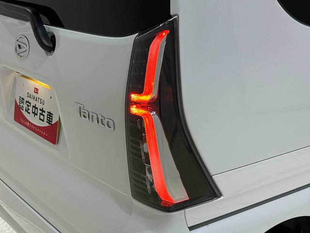 タントカスタムＲＳ　電動パーキングブレーキＬＥＤオートライト　パワースライドドアウェルカムオープン機能　電動パーキングブレーキ　運転席助手席シートヒーター　アルミホイール　キーフリーシステム　　オート電動格納式ドアミラー（広島県）の中古車