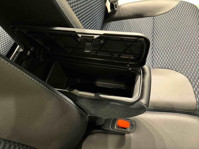 タントカスタムＲＳ　パノラマモニター対応ＬＥＤオートライト　パワースライドドアウェルカムオープン機能　電動パーキングブレーキ　運転席助手席シートヒーター　アルミホイール　キーフリーシステム　　オート電動格納式ドアミラー（広島県）の中古車