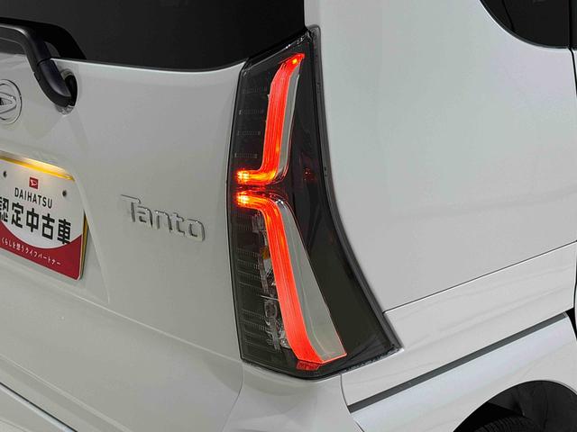 タントカスタムＲＳ　パノラマモニター対応ＬＥＤオートライト　パワースライドドアウェルカムオープン機能　電動パーキングブレーキ　運転席助手席シートヒーター　アルミホイール　キーフリーシステム　　オート電動格納式ドアミラー（広島県）の中古車