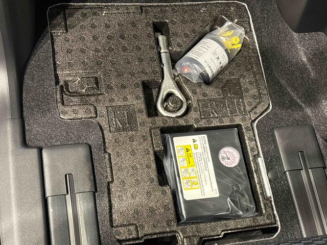 タントカスタムＲＳ　バックカメラ　電動スライドドア　シートヒーターＬＥＤオートライト　パワースライドドアウェルカムオープン機能　オート電動格納式ドアミラー　助手席ロングスライド　助手席イージークローザー　アルミホイール　キーフリーシステム（広島県）の中古車