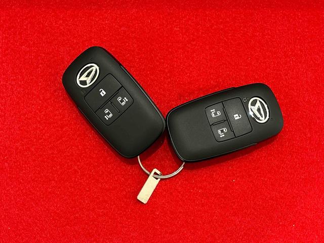 タントカスタムＲＳ　バックカメラ　電動スライドドア　シートヒーターＬＥＤオートライト　パワースライドドアウェルカムオープン機能　オート電動格納式ドアミラー　助手席ロングスライド　助手席イージークローザー　アルミホイール　キーフリーシステム（広島県）の中古車