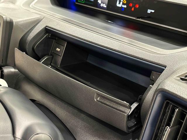 タントカスタムＸ　バックカメラ　電動スライドドア　シートヒーターＬＥＤオートライト　パワースライドドアウェルカムオープン機能　オート電動格納式ドアミラー　助手席ロングスライド　助手席イージークローザー　アルミホイール　キーフリーシステム（広島県）の中古車