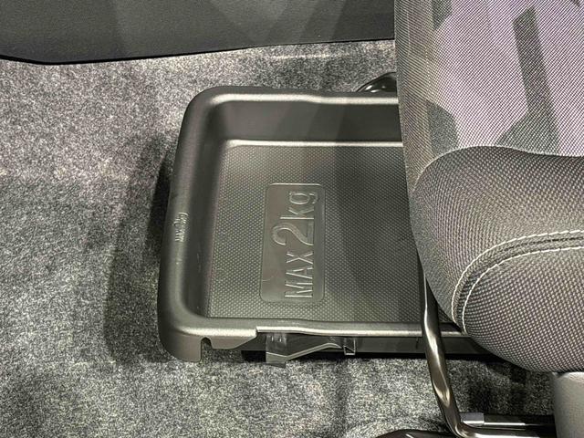タフトＧターボ　ダーククロムベンチャー　バックカメラスカイフィールトップ　クロムパック　メッキパック　シルバーアンダーガーニッシュ　インテリアアクセント　ＬＥＤオートハイビーム＆フォグランプ　電動パーキングブレーキ　バックカメラ　アルミホイール（広島県）の中古車