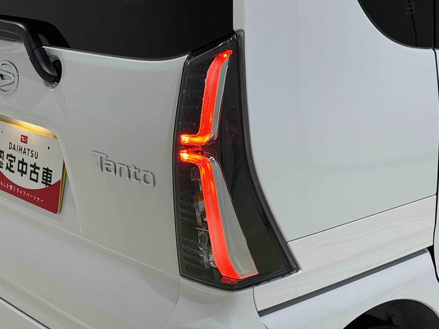 タントカスタムＲＳ　バックカメラ　電動パーキングブレーキＬＥＤヘッドランプ＆フォグランプ　ミラクルオープンドア　キーフリーシステム　オート電動格納ドアミラー　両側電動スライドドア　ＳＲＳサイドエアバッグ＆カーテンシールドエアバッグ　フロントシートヒーター（広島県）の中古車