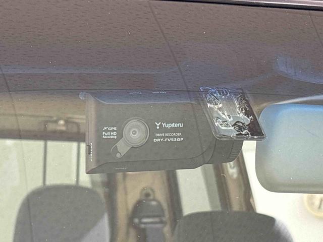 ハイゼットカーゴデッキバンＧＬＬＥＤヘッドランプ　電動格納式カラードドアミラー　トップシェイドガラス　荷室ＬＥＤランプ　　乗降グリップ　１２インチフルホイールキャップ　コーナーセンサー　キーレスエントリー　テンパータイヤ（広島県）の中古車