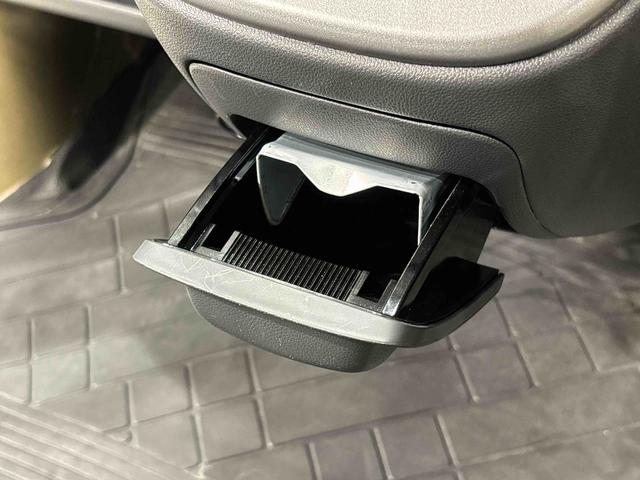 ハイゼットカーゴデッキバンＧＬＬＥＤヘッドランプ　電動格納式カラードドアミラー　トップシェイドガラス　荷室ＬＥＤランプ　　乗降グリップ　１２インチフルホイールキャップ　コーナーセンサー　キーレスエントリー　テンパータイヤ（広島県）の中古車
