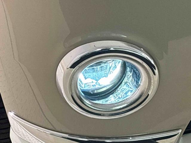 ムーヴキャンバスＧブラックインテリアリミテッド　ＳＡIIIＬＥＤヘッドランプ・フォグランプ　置き楽ボックス　オートライト　プッシュボタンスタート　セキュリティアラーム　パノラマモニター対応カメラ　両側パワースライドドア（広島県）の中古車