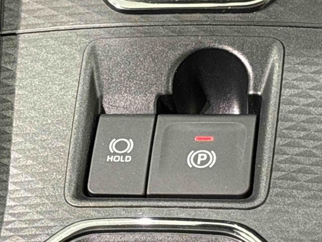 ロッキープレミアムＧ　運転席・助手席シートヒーター　キーフリーパノラマモニター対応純正ナビ装着用アップグレードパック　本革巻ステアリングホイール　本革巻シフトノブ　ＬＥＤフットイルミネーション　フルＬＥＤヘッドランプ　電動パーキングブレーキブレーキ（広島県）の中古車