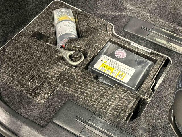 タントカスタムＲＳ　バックカメラ　電動パーキングブレーキＬＥＤオートライト　パワースライドドアウェルカムオープン機能　運転席助手席シートヒーター　アルミホイール　キーフリーシステム　　オート電動格納式ドアミラー（広島県）の中古車