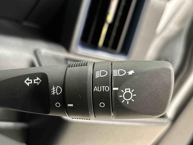 タントカスタムＸ　電動パーキングブレーキＬＥＤオートライト　パワースライドドアウェルカムオープン機能　電動パーキングブレーキ　運転席助手席シートヒーター　アルミホイール　キーフリーシステム　　オート電動格納式ドアミラー（広島県）の中古車