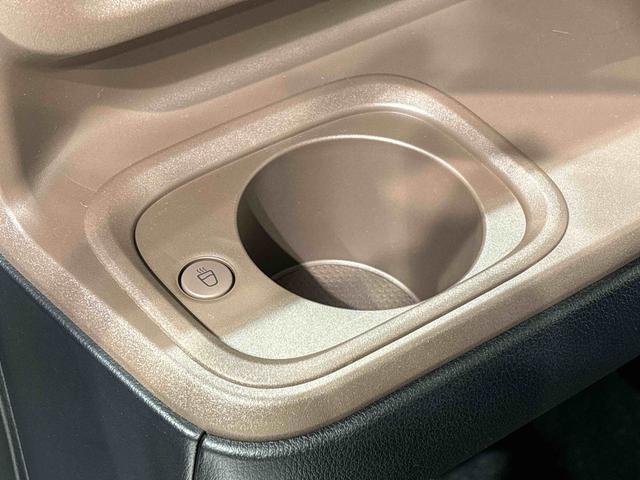 ムーヴキャンバスセオリーＧ　両側電動スライドドア　ＳＲＳサイドエアバッグ付オートライト　オートハイビーム　ＬＥＤヘッドライト　ＬＥＤフォグランプ　前席シートヒーター　オートホールドブレーキ機能付き電動パーキングブレーキ　オーディオ操作用ステアリングスイッチ　オーディオレス（広島県）の中古車