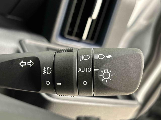 タントカスタムＲＳ　　両側パワースライドドア　ＬＥＤヘッドライトＬＥＤオートライト　パワースライドドアウェルカムオープン機能　オート電動格納式ドアミラー　助手席ロングスライド　助手席イージークローザー　アルミホイール　キーフリーシステム（広島県）の中古車