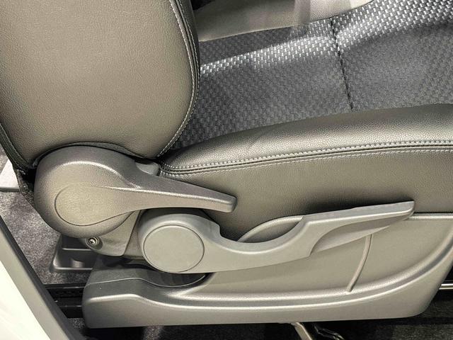 タントカスタムＲＳ　　両側パワースライドドア　ＬＥＤヘッドライトＬＥＤオートライト　パワースライドドアウェルカムオープン機能　オート電動格納式ドアミラー　助手席ロングスライド　助手席イージークローザー　アルミホイール　キーフリーシステム（広島県）の中古車