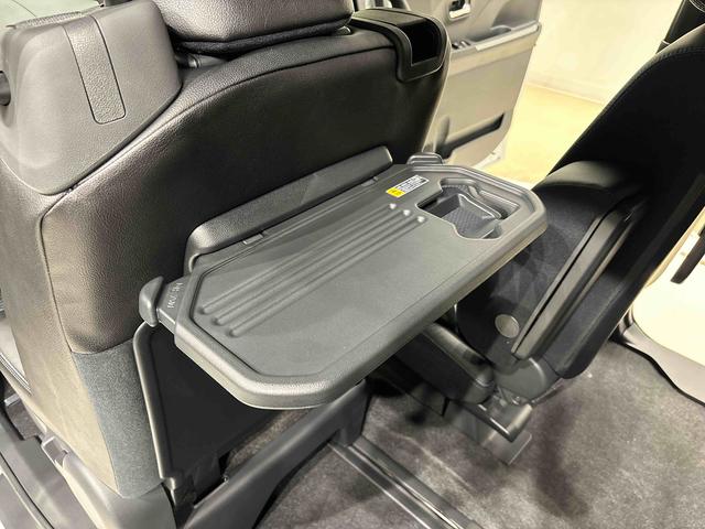 タントカスタムＲＳ　　両側パワースライドドア　ＬＥＤヘッドライトＬＥＤオートライト　パワースライドドアウェルカムオープン機能　オート電動格納式ドアミラー　助手席ロングスライド　助手席イージークローザー　アルミホイール　キーフリーシステム（広島県）の中古車