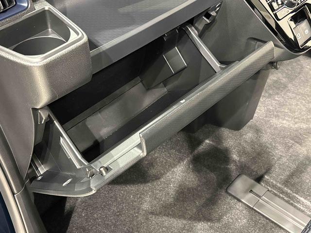 タントカスタムＲＳＬＥＤオートライト　パワースライドドアウェルカムオープン機能　電動パーキングブレーキ　運転席助手席シートヒーター　アルミホイール　キーフリーシステム　　オート電動格納式ドアミラー（広島県）の中古車