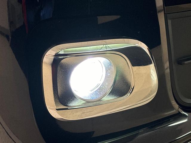 ムーヴキャンバスセオリーＧ　　２ＷＤ　　ＣＶＴ　両側オアワースライドドアＬＥＤオートライト・フォグランプ　電動パーキングブレーキ　プッシュボタンスタート　セキュリティアラーム　バックカメラ　両側パワースライドドアウエルカムオープン機能　オート電動格納式ドアミラー（広島県）の中古車