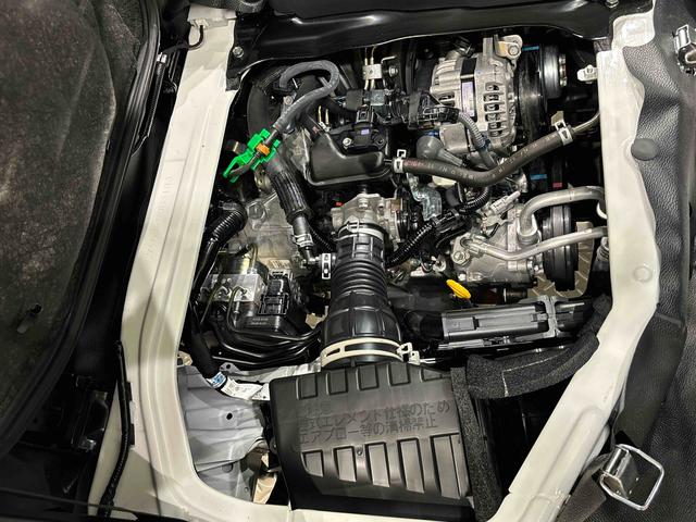ハイゼットカーゴＤＸ　ハロゲンヘッドランプ　ＡＭ・ＦＭラジオ　　キーレス荷室ランプ　コーナーセンサー　テンパータイヤ　衝突警報機能　衝突回避支援ブレーキ　車線逸脱警報機能　オートハイビーム　標識認識機能　誤発進抑制制御機能　先行車発進お知らせ機能　リヤーヒーター（広島県）の中古車