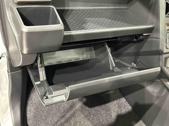 タフトＧターボ　クロムベンチャースカイフィールトップ　クロムパック　メッキパック　シルバーアンダーガーニッシュ　インテリアアクセント　ＬＥＤオートハイビーム＆フォグランプ　電動パーキングブレーキ　バックカメラ　アルミホイール（広島県）の中古車