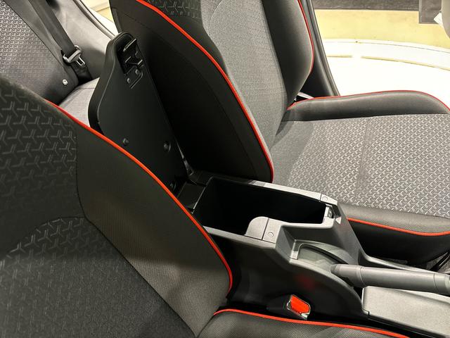 ロッキーＸ　ＵＧ２　ナビ　ドラレコ　ＥＴＣ　パノラマバックカメラＬＥＤヘッドランプ　アクティブマルチインフォメーションメーター　１６インチアルミホイール　運転席・助手席シートヒーター　オートライト　プッシュボタンスタート　ブラインドスポットモニター（広島県）の中古車