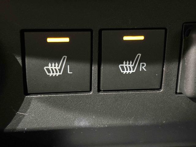 ロッキープレミアムＧ　電動パーキングブレーキ　ブレーキホールドＬＥＤヘッドランプ・フォグランプ　全車速追従機能付アダプティブクルーズコントロール　レーンキープコントロール　ブラインドスポットモニター　１７インチアルミホイール　シートヒーター（広島県）の中古車