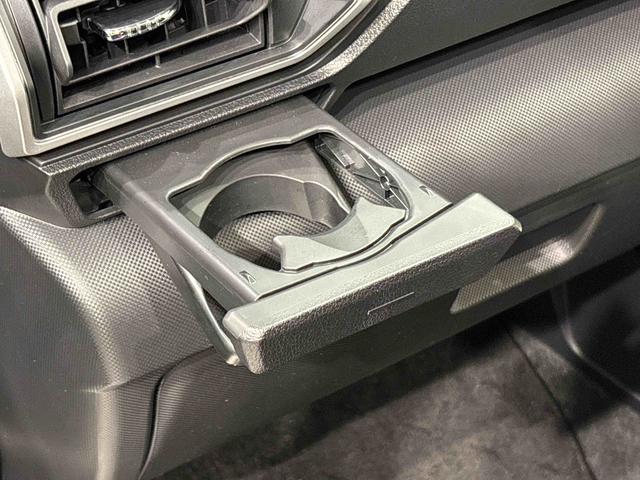 ロッキープレミアムＧ　電動パーキングブレーキ　ブレーキホールドＬＥＤヘッドランプ・フォグランプ　全車速追従機能付アダプティブクルーズコントロール　レーンキープコントロール　ブラインドスポットモニター　１７インチアルミホイール　シートヒーター（広島県）の中古車